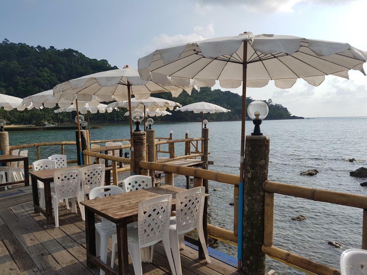 ฺbay Yard Hut Hotell Koh Chang Exteriör bild