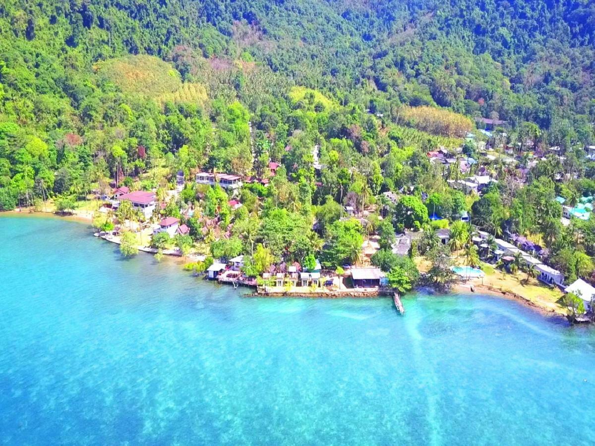 ฺbay Yard Hut Hotell Koh Chang Exteriör bild