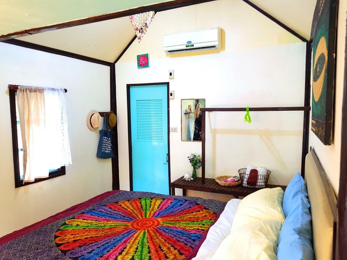 ฺbay Yard Hut Hotell Koh Chang Exteriör bild