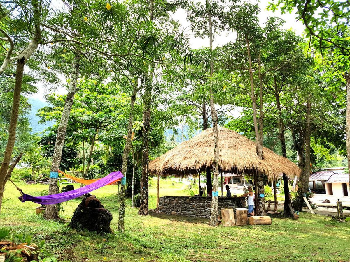 ฺbay Yard Hut Hotell Koh Chang Exteriör bild