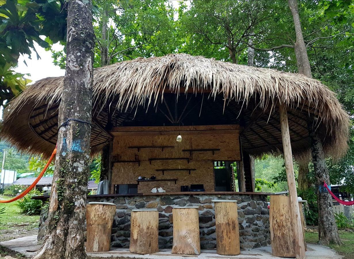 ฺbay Yard Hut Hotell Koh Chang Exteriör bild